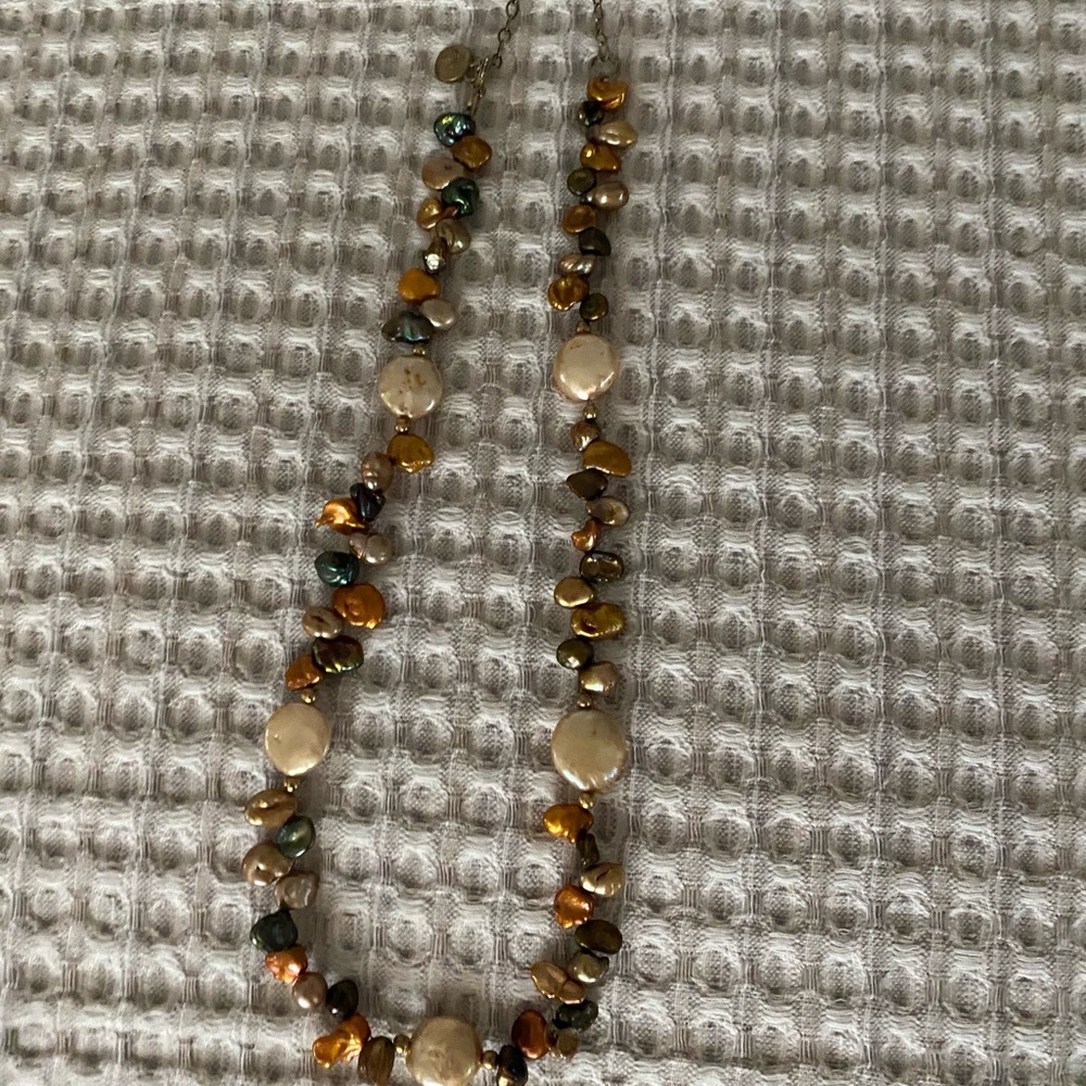 Elegant Multicolor Pearl Necklace (authentic)